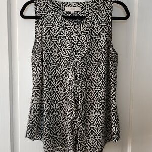LOFT Black And White Damask Ruffle Tank Small